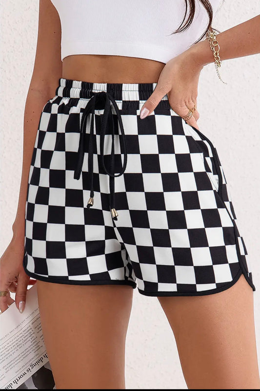 Checkered drawstring shorts